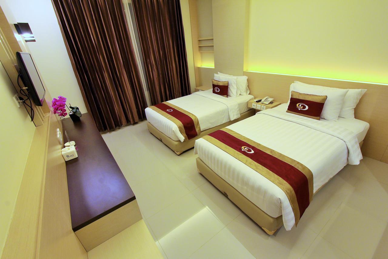 Grand Parama Hotel Tanjung Redep Exterior foto
